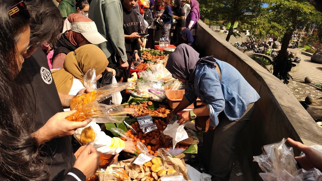 Pasar Minggu Lokal